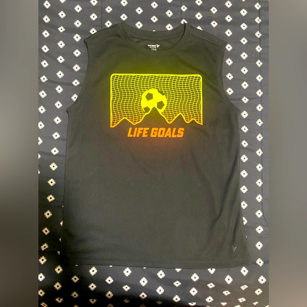 🔥2/$10 Old Navy Boys Black Tank Top-size L10/12